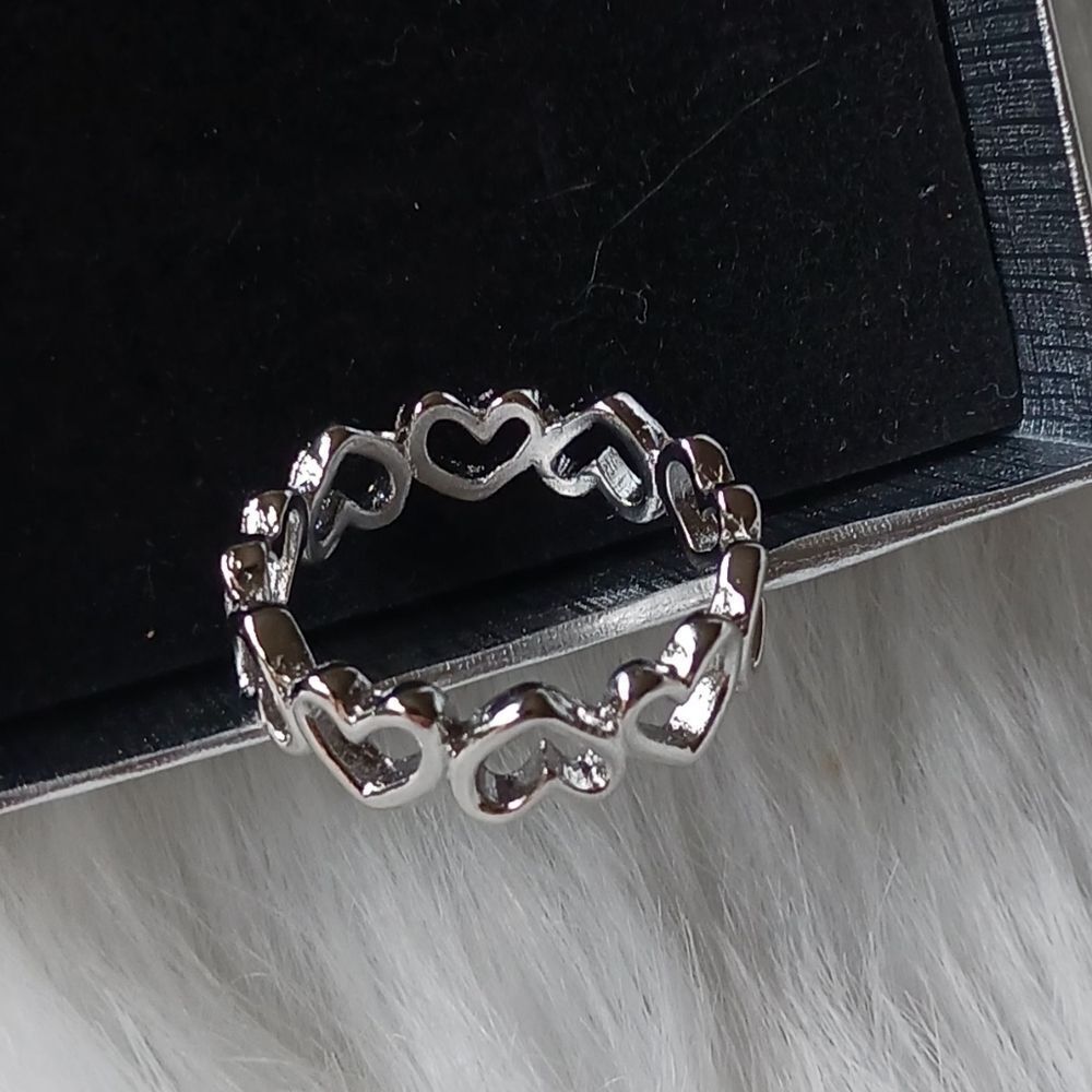 Silver Heart Band Ring - Size 7 & 8